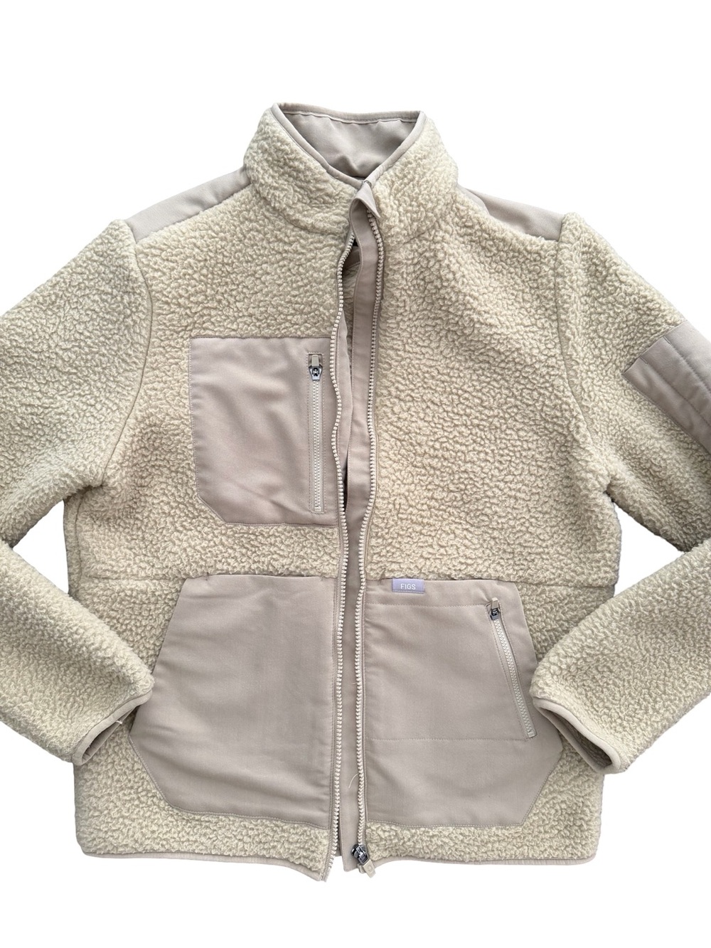 Figs Women’s On Shift Latte Sherpa Fleece Jacket with Beige Pockets Size Small